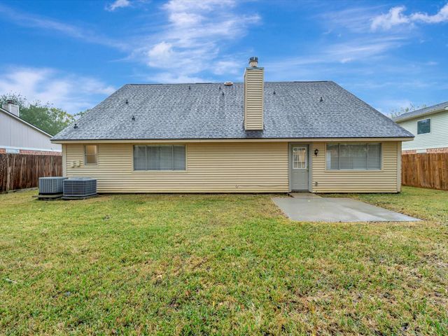 2312 Meade Court, League City, TX 77573
