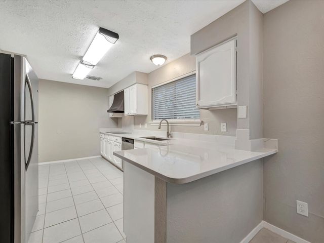 2312 Meade Court, League City, TX 77573