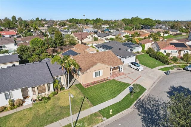 2523 Eckleson, Lakewood, CA 90712