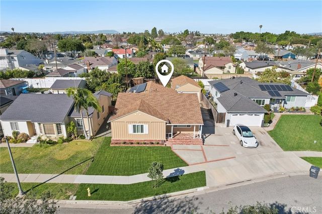 2523 Eckleson, Lakewood, CA 90712
