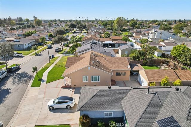 2523 Eckleson, Lakewood, CA 90712