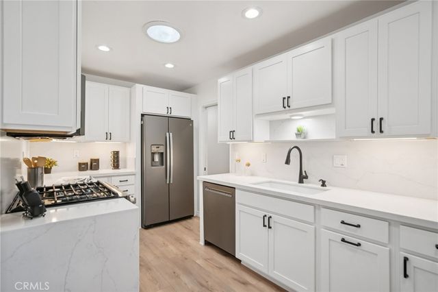 2523 Eckleson, Lakewood, CA 90712