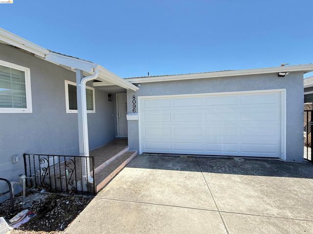 8096 Juniper Ave, Newark, CA 94560