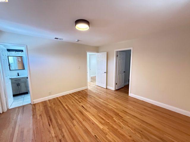 8096 Juniper Ave, Newark, CA 94560