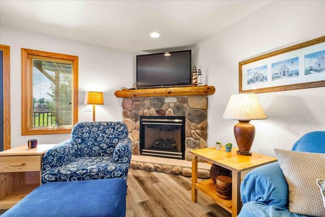 2013-6 S Czech Court #1106, Arkdale, WI 54613