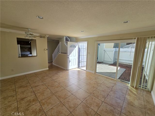 4862 Kona Drive C, Huntington Beach, CA 92649