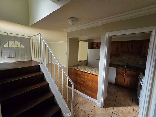 4862 Kona Drive C, Huntington Beach, CA 92649