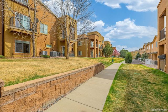 4888 Kerry Lynn View 101, Colorado Springs, CO 80922