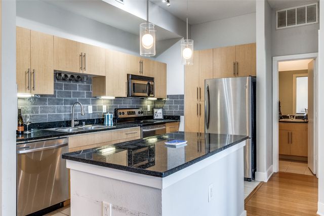 4605 Cedar Springs Road 336, Dallas, TX 75219