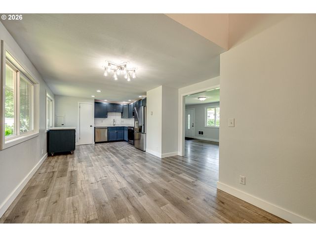 15015 Ne 74TH St, Vancouver, WA 98682