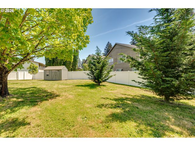 15015 Ne 74TH St, Vancouver, WA 98682