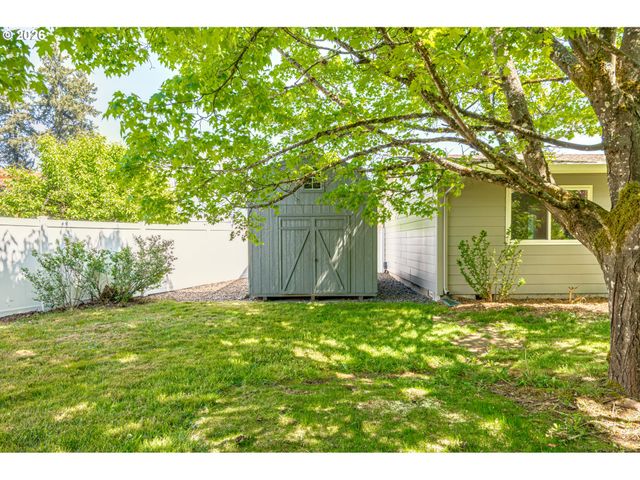 15015 Ne 74TH St, Vancouver, WA 98682