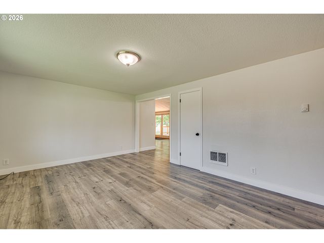 15015 Ne 74TH St, Vancouver, WA 98682
