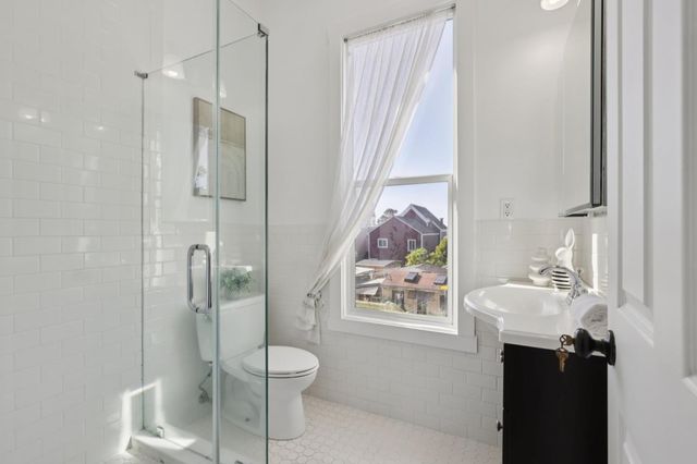 527 Faxon Avenue, San Francisco, CA 94112