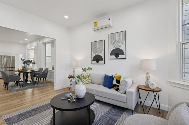 527 Faxon Avenue, San Francisco, CA 94112