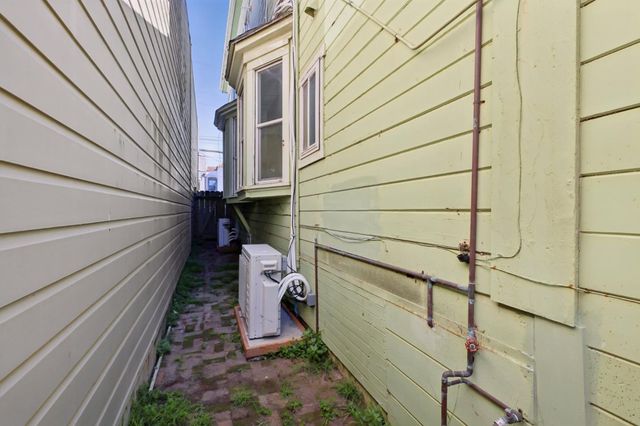 527 Faxon Avenue, San Francisco, CA 94112
