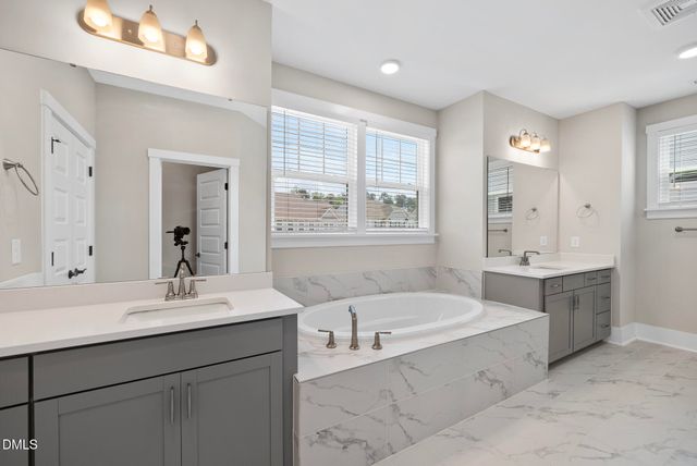 2720 Spotted Coral Court, Apex, NC 27502