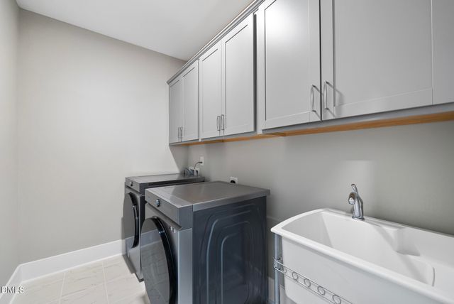 2720 Spotted Coral Court, Apex, NC 27502