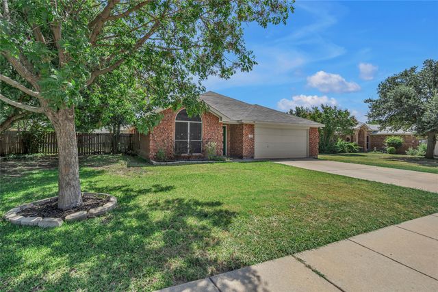 138 Cottonwood Lane, Little Elm, TX 75068