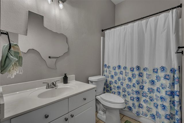 138 Cottonwood Lane, Little Elm, TX 75068