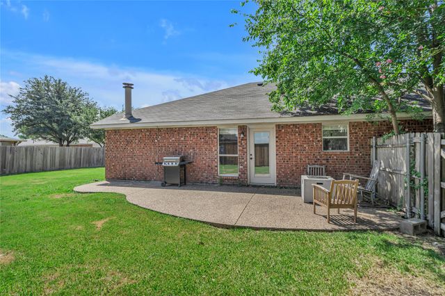 138 Cottonwood Lane, Little Elm, TX 75068