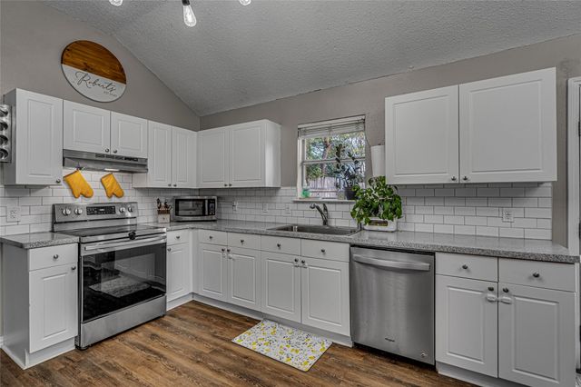 138 Cottonwood Lane, Little Elm, TX 75068