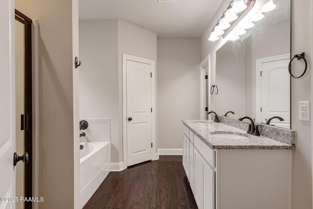 902 Deer Meadow Boulevard, Broussard, LA 70518