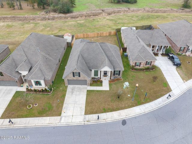 902 Deer Meadow Boulevard, Broussard, LA 70518