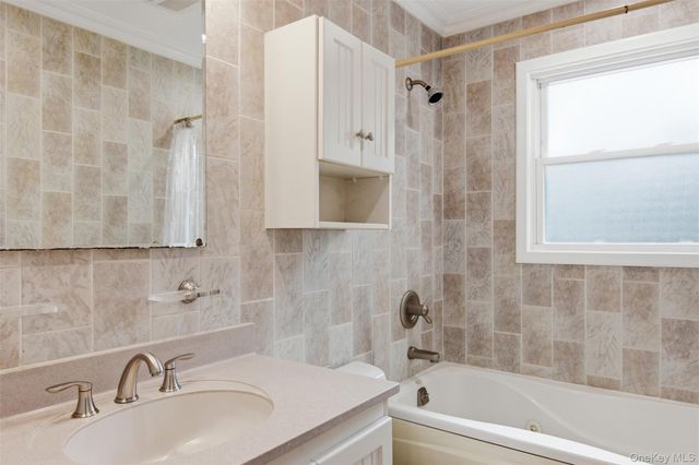 24 Aldrich Street, Huntington Station, NY 11746