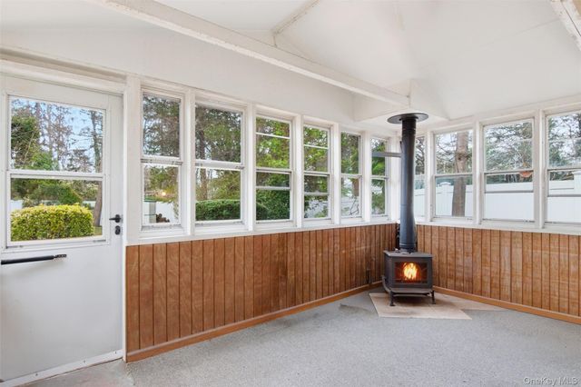 24 Aldrich Street, Huntington Station, NY 11746