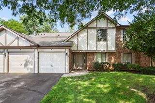 2249 N Enlund Drive 4, Palatine, IL 60074