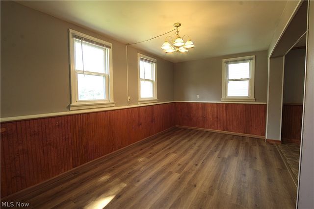34 Kenmore Avenue, Barberton, OH 44203