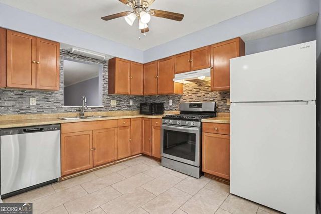 5582 Stonington Trac Parkway, Stone Mountain, GA 30087