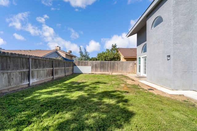 4121 W Michigan Avenue, Fresno, CA 93722