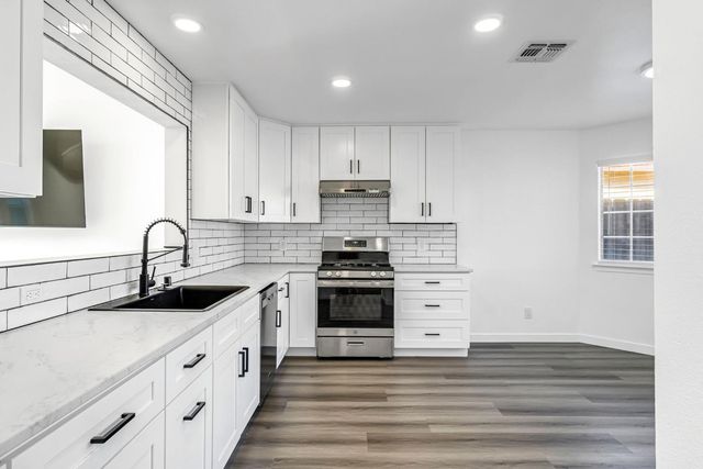 4121 W Michigan Avenue, Fresno, CA 93722