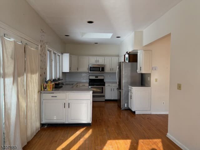 92 Hobart Ave, Millburn Twp., NJ 07078