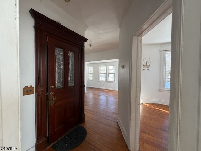 92 Hobart Ave, Millburn Twp., NJ 07078