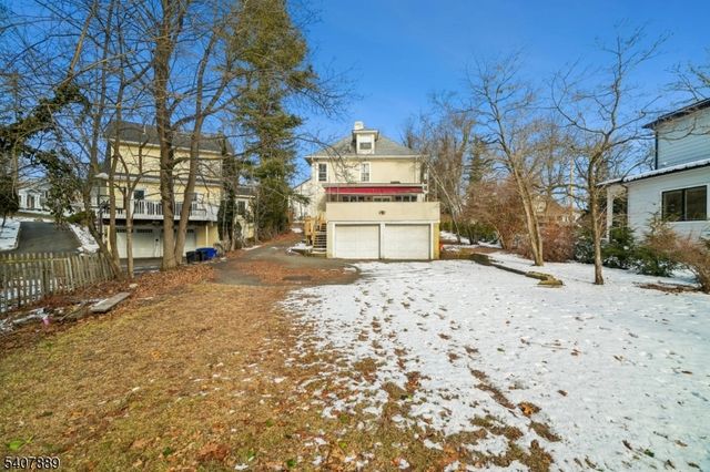 92 Hobart Ave, Millburn Twp., NJ 07078