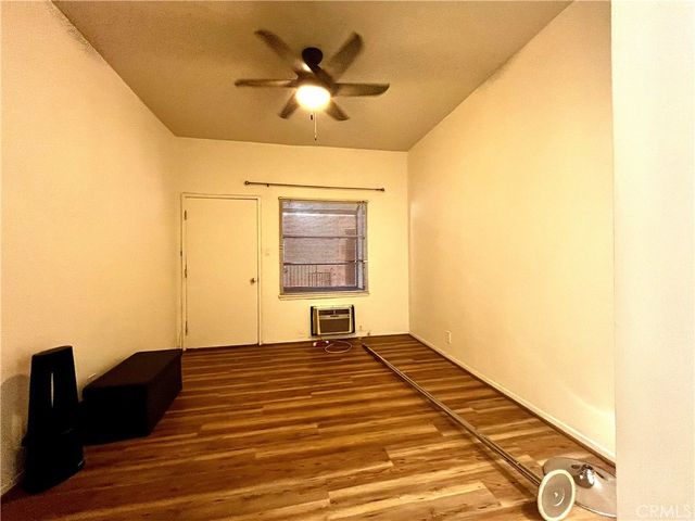 10443 Magnolia Boulevard, North Hollywood, CA 91601