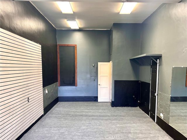 10443 Magnolia Boulevard, North Hollywood, CA 91601