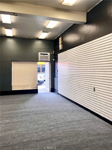 10443 Magnolia Boulevard, North Hollywood, CA 91601