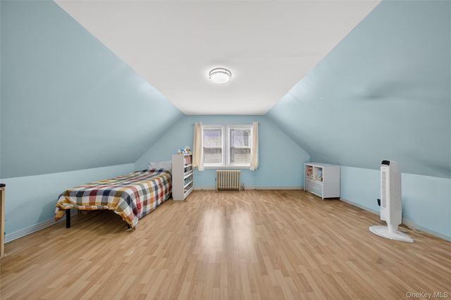 1217 Hillside Avenue, New Hyde Park, NY 11040