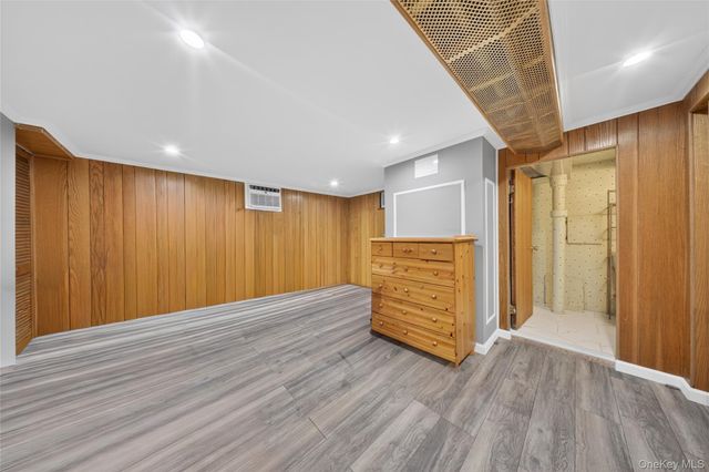 1217 Hillside Avenue, New Hyde Park, NY 11040