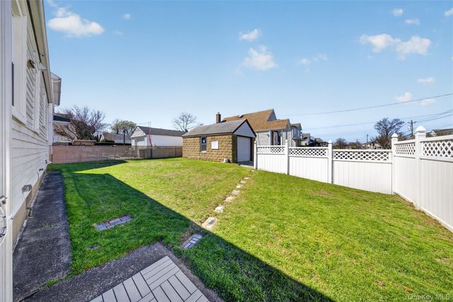 1217 Hillside Avenue, New Hyde Park, NY 11040