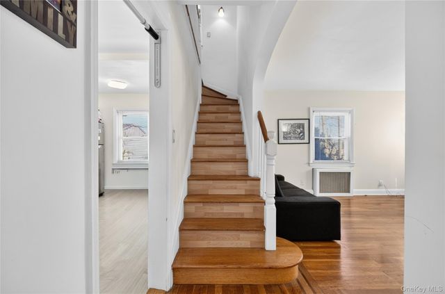 1217 Hillside Avenue, New Hyde Park, NY 11040