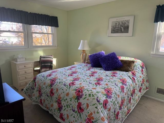 2 Peach Tree Ct, Parsippany-troy Hills Twp., NJ 07054