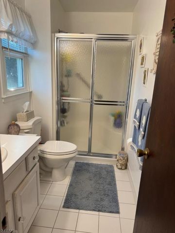 2 Peach Tree Ct, Parsippany-troy Hills Twp., NJ 07054