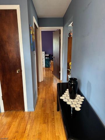 2 Peach Tree Ct, Parsippany-troy Hills Twp., NJ 07054