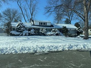 2 Peach Tree Ct, Parsippany-troy Hills Twp., NJ 07054