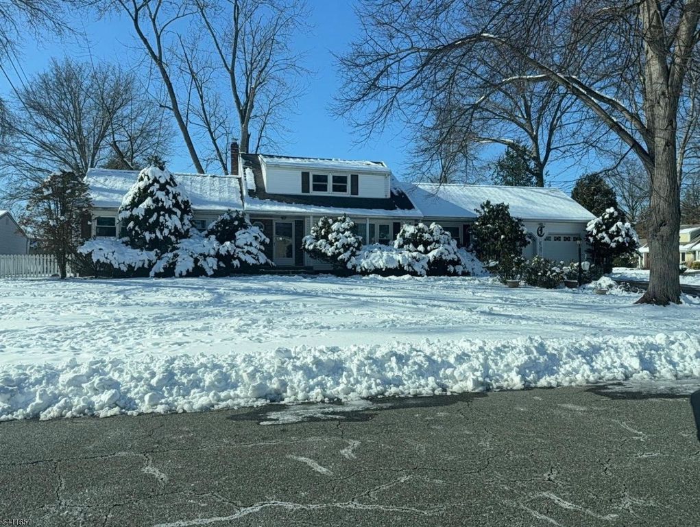 2 Peach Tree Ct, Parsippany-troy Hills Twp., NJ 07054